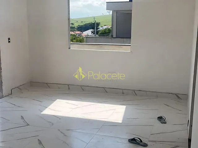 Casa com 250m² 3 quartos e 3 banheiros, à venda, no bairro Caçapava Velha em Caçapava