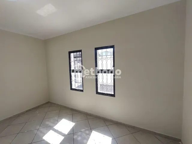 Casa com 300m² 2 quartos e 1 banheiro, à venda, no bairro Jardim do Lago em Campinas