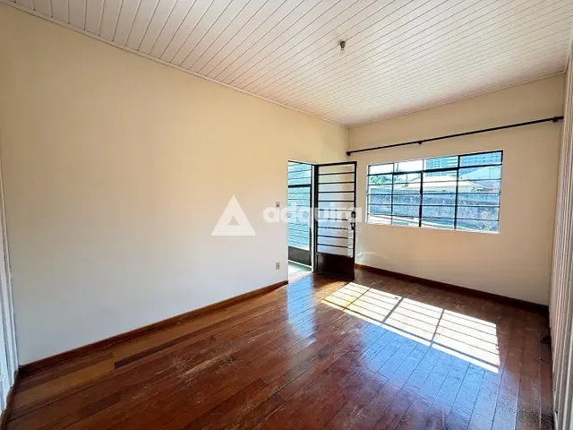 Casa 3 quartos e 2 banheiros, para alugar, no bairro Estrela em Ponta Grossa