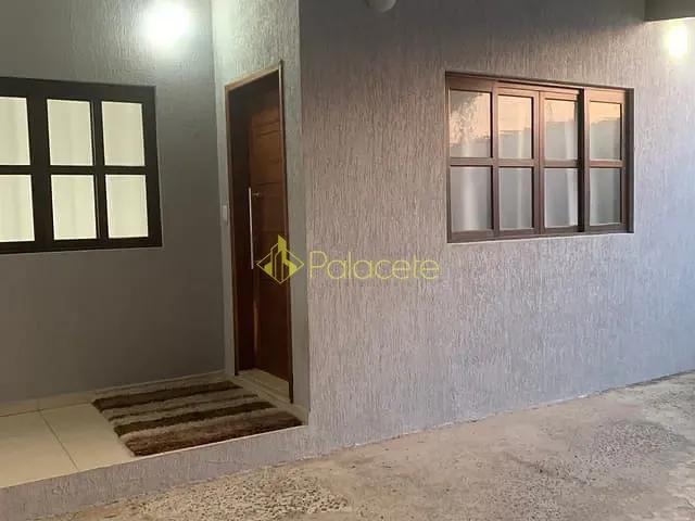Casa com 200m² 2 quartos e 2 banheiros, à venda, no bairro Água Preta em Pindamonhangaba