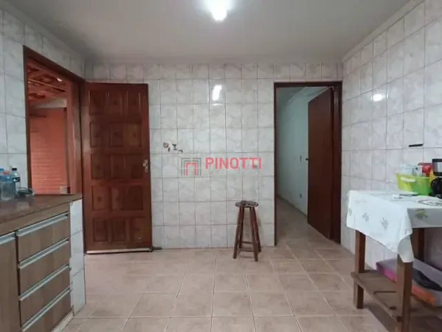 Casa 2 quartos e 2 banheiros, para alugar, no bairro Jardim São Paulo em São Bernardo do Campo