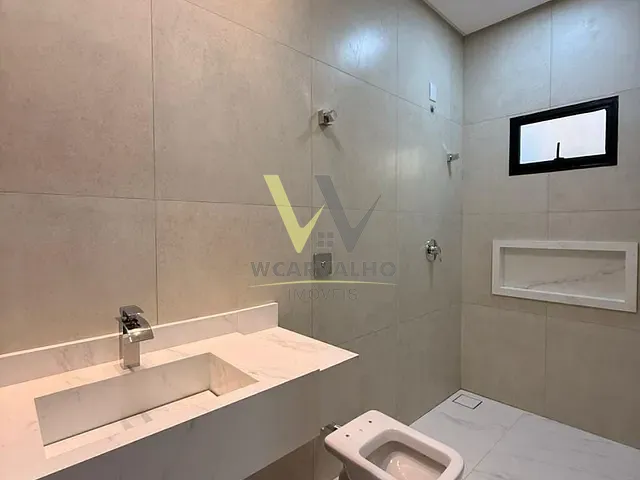Casa com 372m² 3 quartos e 4 banheiros, à venda, no bairro Anápolis City em Anápolis