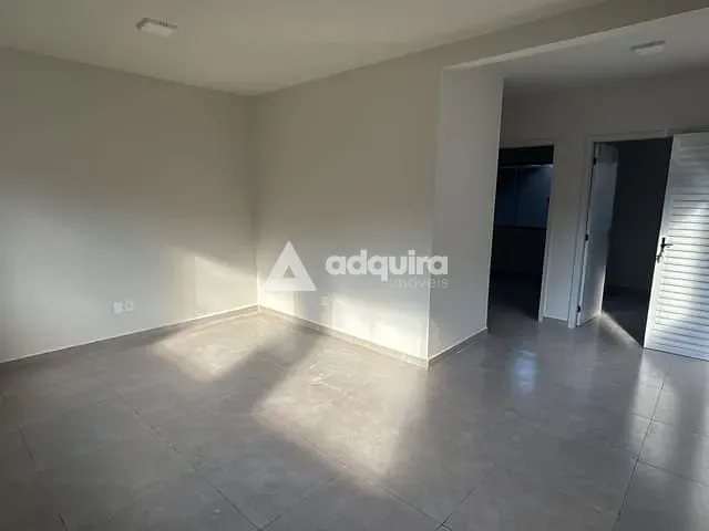 Casa com 60m² 2 quartos e 1 banheiro, à venda, no bairro Contorno em Ponta Grossa