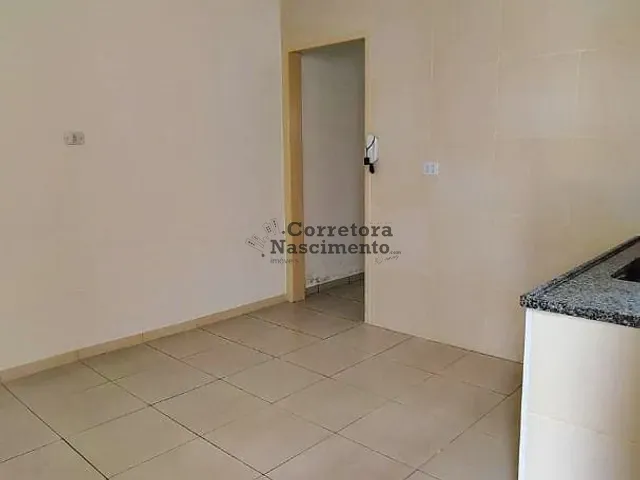Casa com 140m² 2 quartos e 1 banheiro, à venda, no bairro Jardim Emilia em Jacareí