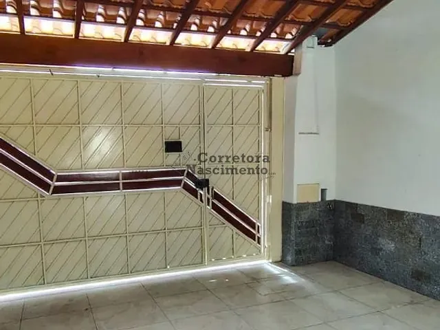 Casa com 140m² 2 quartos e 1 banheiro, à venda, no bairro Jardim Emilia em Jacareí
