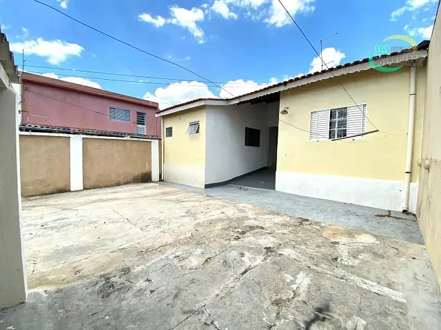 Casa com 250m² 3 quartos e 3 banheiros, à venda, no bairro Jardim Maria Helena em Campinas