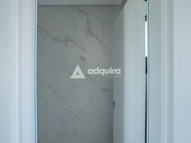 Casa 4 quartos e 4 banheiros, à venda, no bairro Contorno em Ponta Grossa