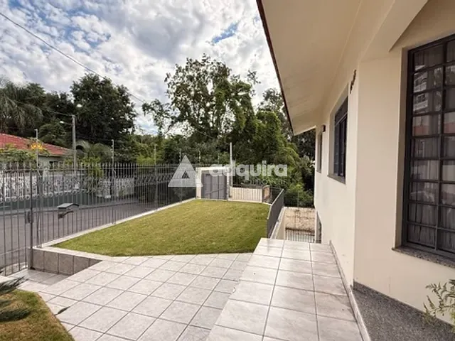 Casa com 608m² 3 quartos e 3 banheiros, à venda, no bairro Nova Rússia em Ponta Grossa
