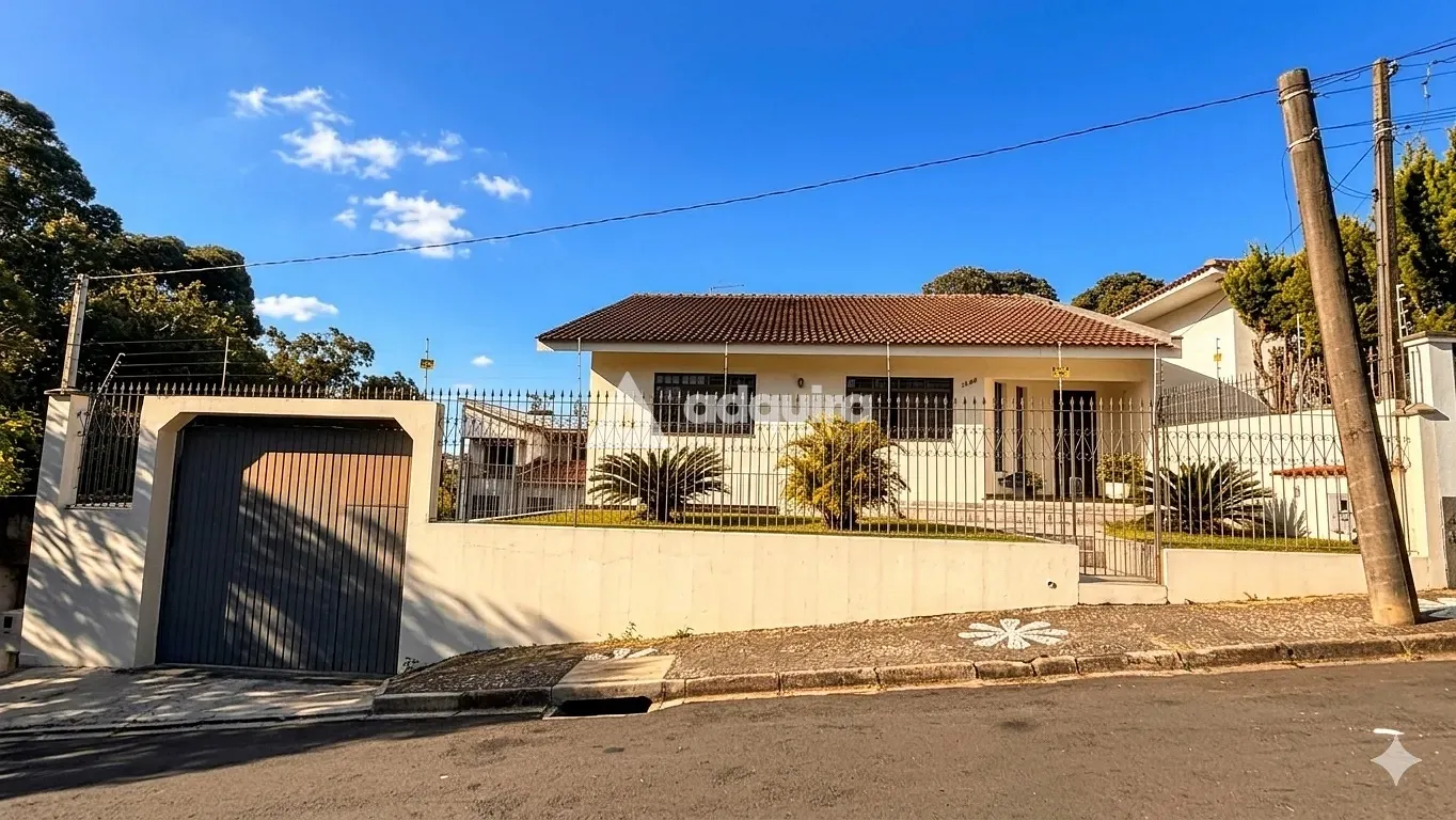 Casa, 3 quartos, 250 m² - Foto 1