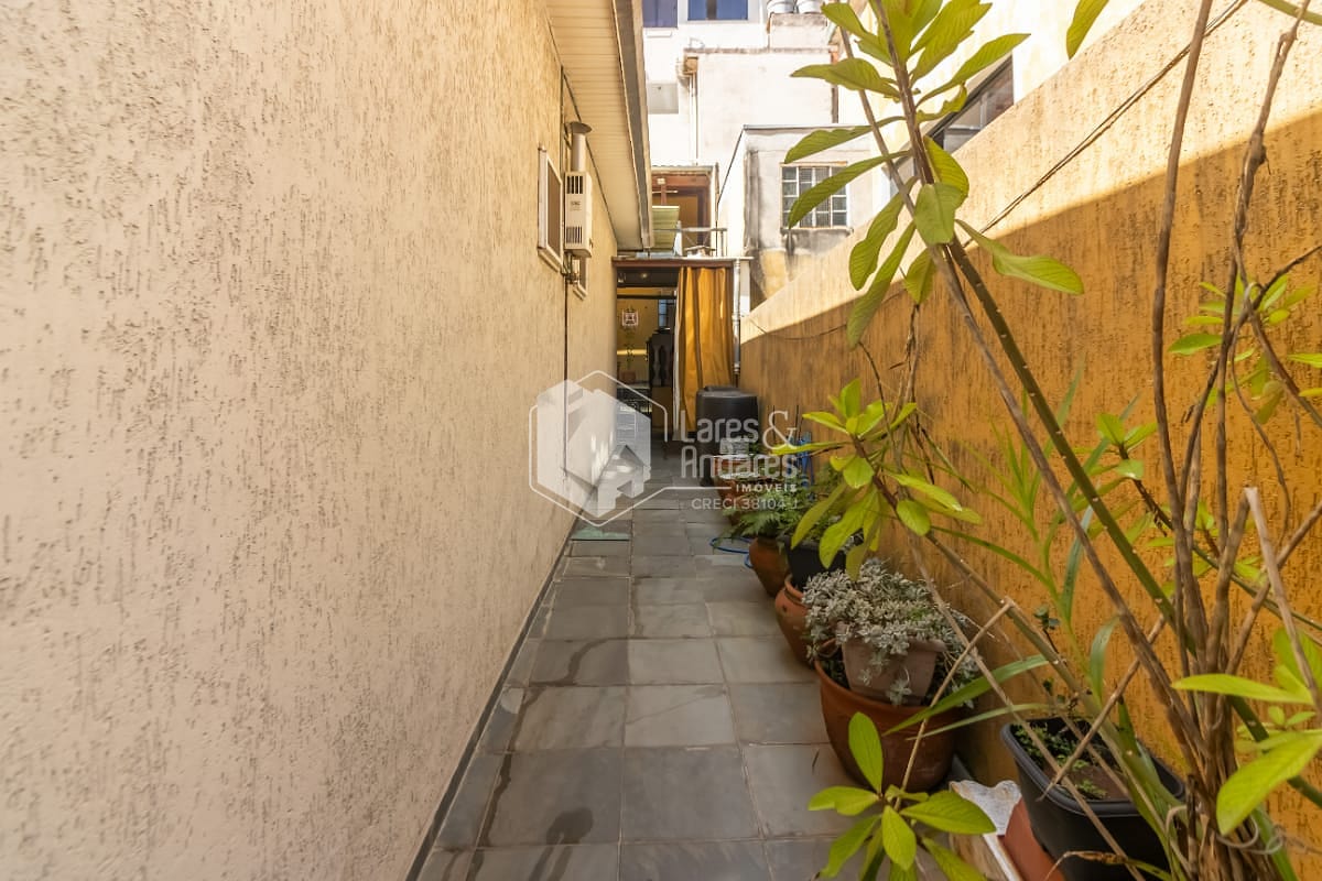 Casa à venda com 4 quartos, 191m² - Foto 33