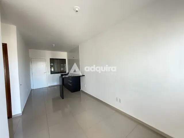 Casa 2 quartos e 1 banheiro, para alugar, no bairro Oficinas em Ponta Grossa