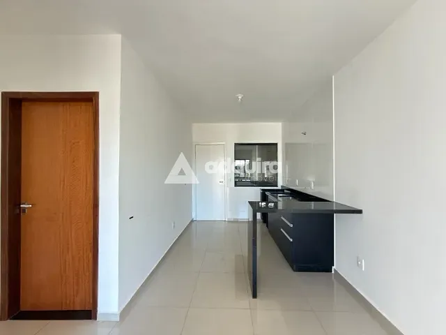 Casa 2 quartos e 1 banheiro, para alugar, no bairro Oficinas em Ponta Grossa