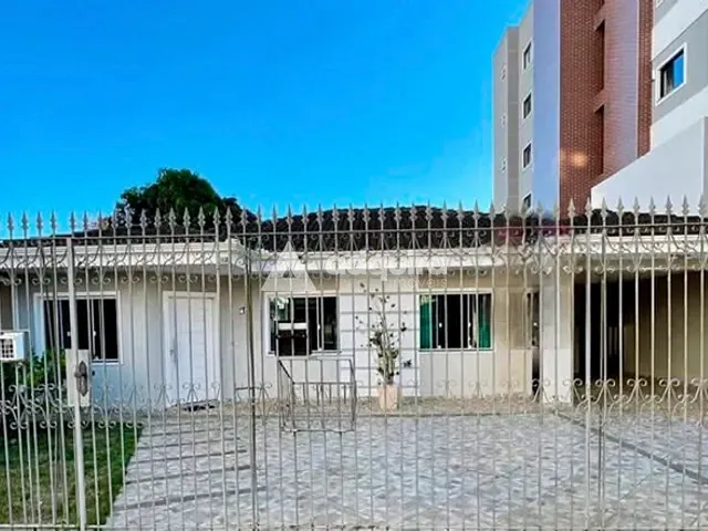Casa 4 quartos e 3 banheiros, à venda, no bairro Estrela em Ponta Grossa