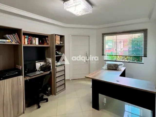 Casa 4 quartos e 3 banheiros, à venda, no bairro Estrela em Ponta Grossa