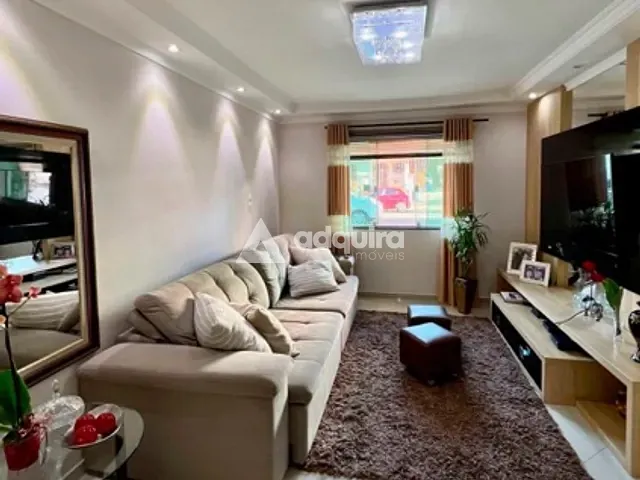 Casa 4 quartos e 3 banheiros, à venda, no bairro Estrela em Ponta Grossa