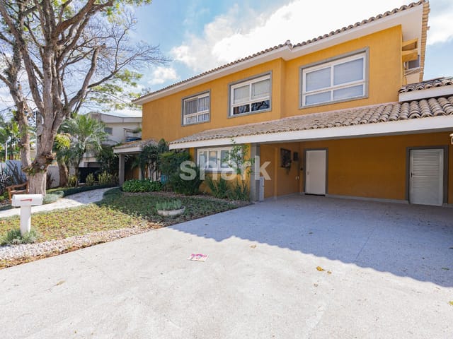 Casa com 546m² 4 quartos e 6 banheiros, à venda, no bairro Alphaville em Santana de Parnaíba