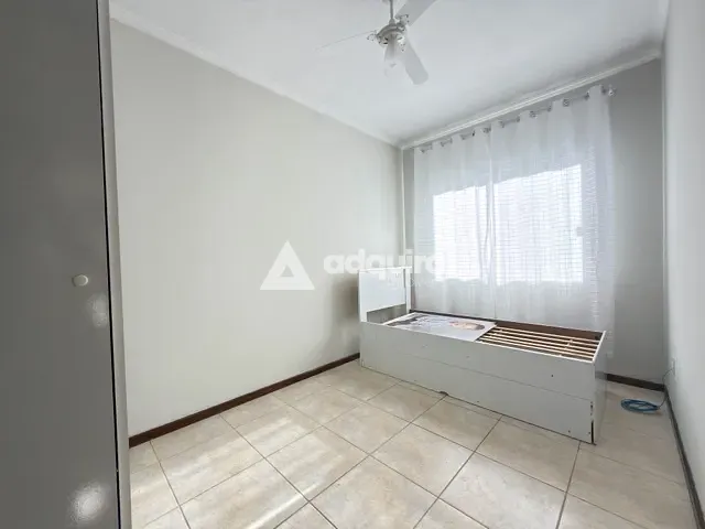 Casa 3 quartos e 2 banheiros, para alugar, no bairro Jardim Carvalho em Ponta Grossa