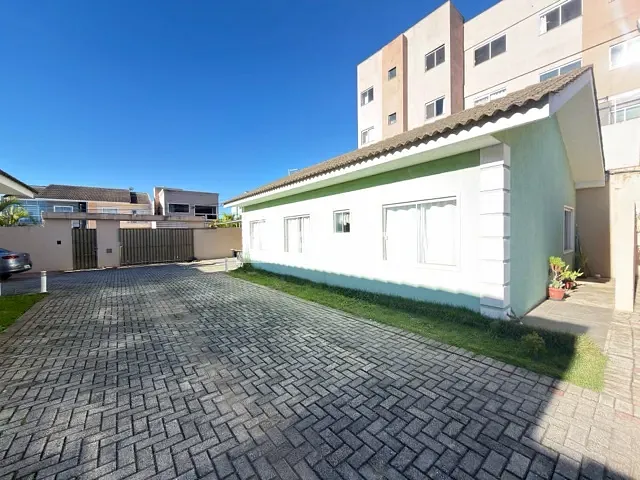 Casa 3 quartos e 2 banheiros, para alugar, no bairro Jardim Carvalho em Ponta Grossa