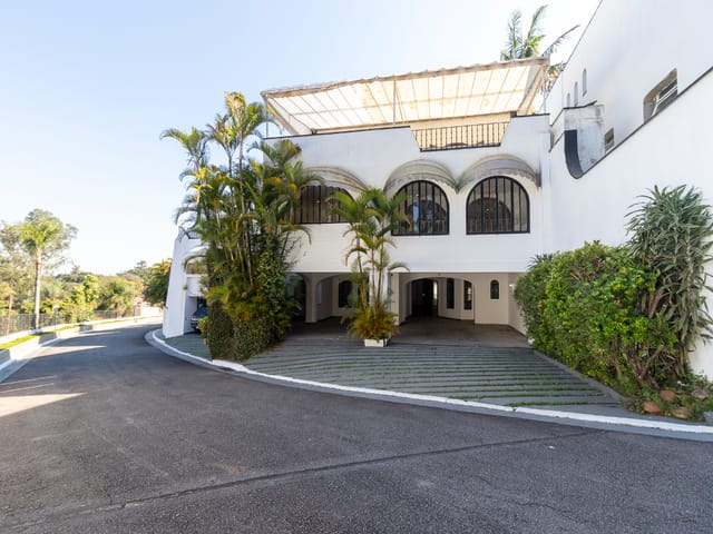 Casa com 390m² 5 quartos e 6 banheiros, à venda, no bairro Jardim Marajoara em São Paulo