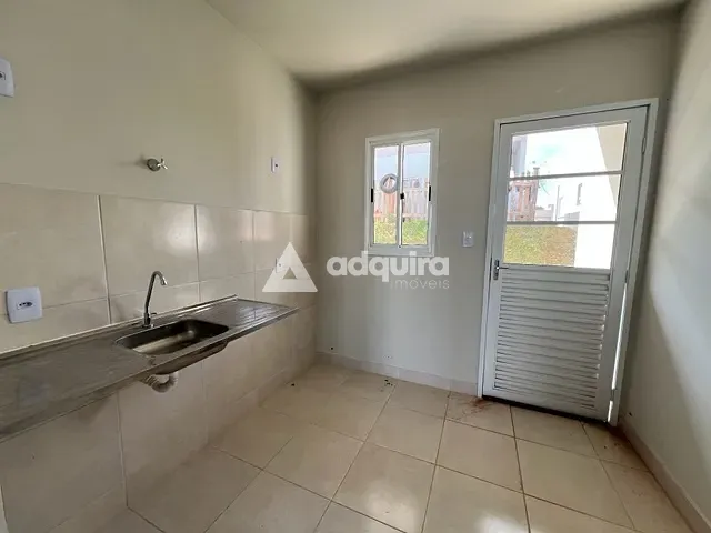 Casa 2 quartos e 1 banheiro, para alugar, no bairro Neves em Ponta Grossa