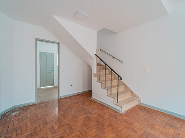 Foto do Casa - Casa tipo para venda com 2 quartos, 65m² | Lares e Andares Imóveis