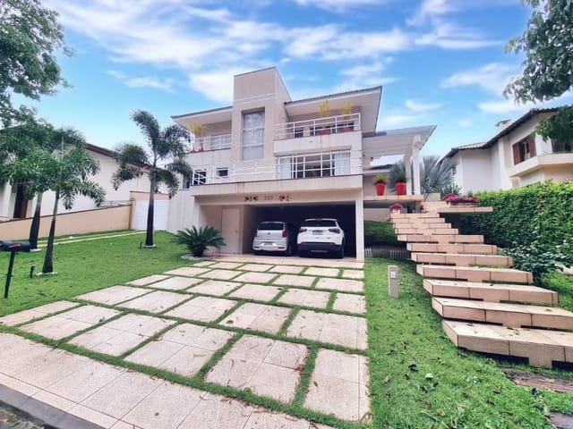 Casa com 700m², à venda, no bairro Parque das Nações em Pindamonhangaba