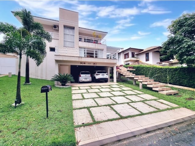 Casa com 700m², à venda, no bairro Parque das Nações em Pindamonhangaba