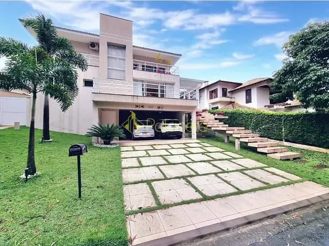 Casa com 700m², à venda, no bairro Parque das Nações em Pindamonhangaba