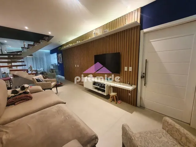 Casa com 10m² 4 quartos e 5 banheiros, à venda ou para alugar, no bairro Parque Residencial Maria Elmira em Caçapava