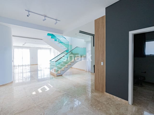 Casa com 560m² 4 quartos e 7 banheiros, à venda ou para alugar, no bairro Alphaville em Santana de Parnaíba