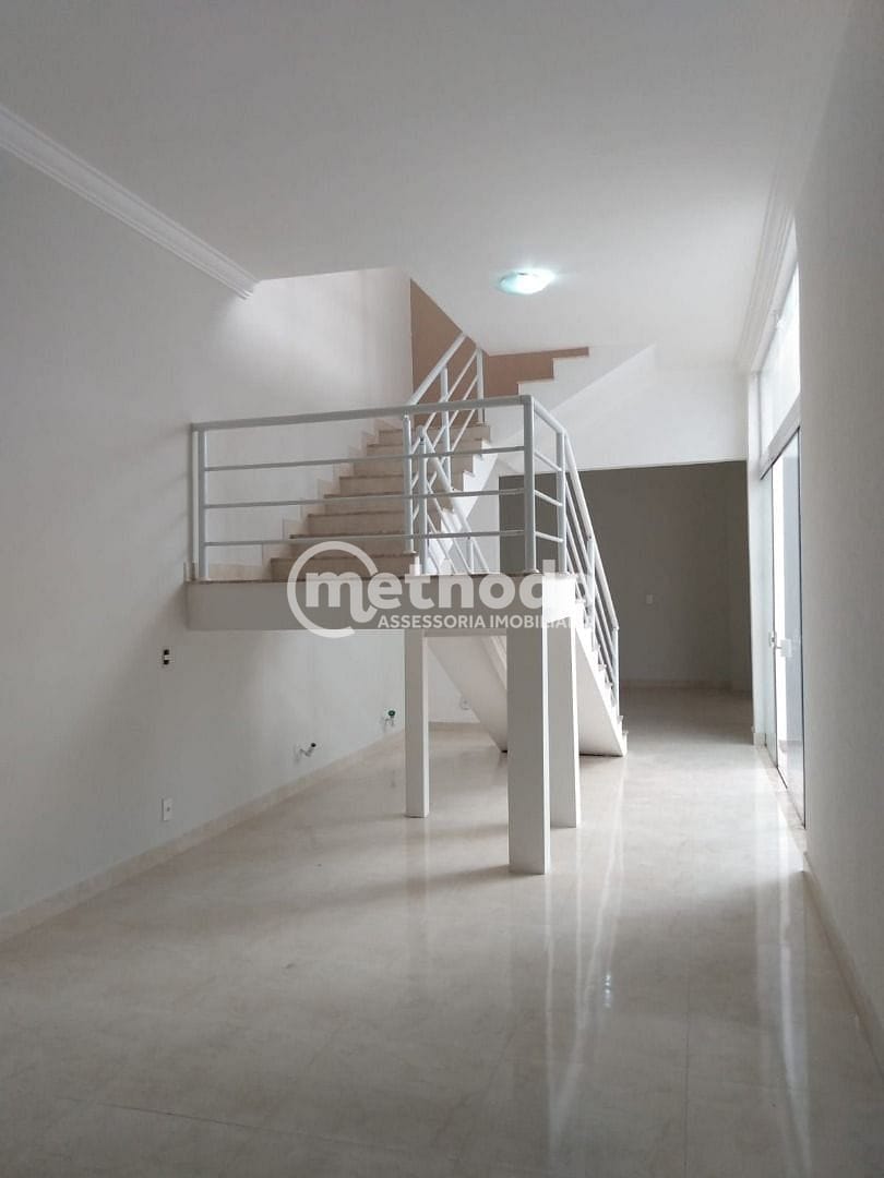 Casa, 3 quartos, 218 m² - Foto 13