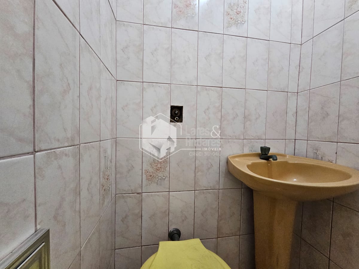 Casa à venda com 4 quartos, 196m² - Foto 20