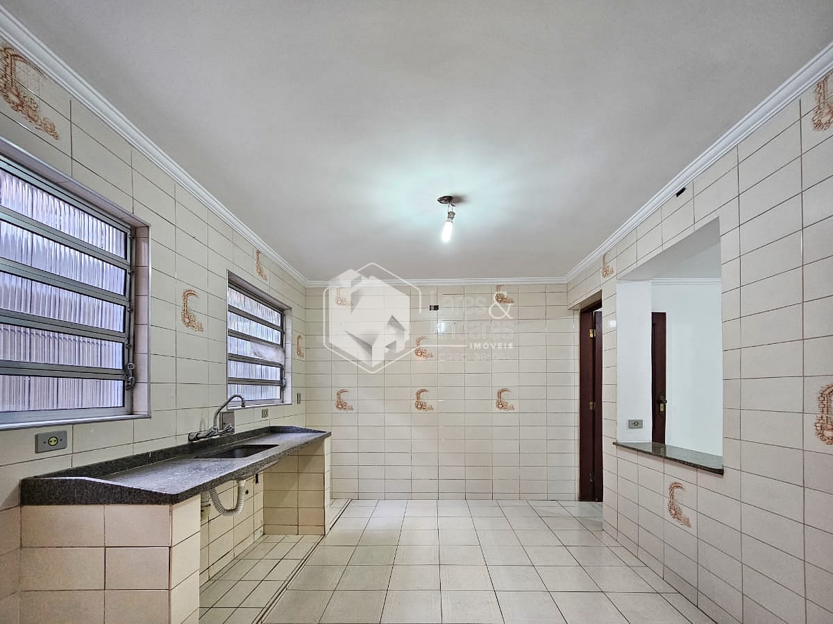 Casa à venda com 4 quartos, 196m² - Foto 11