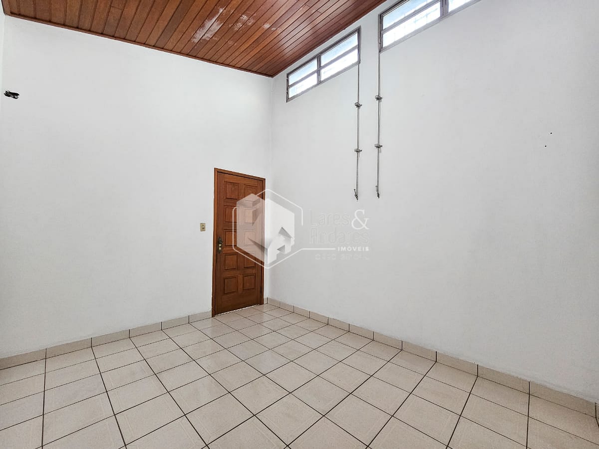 Casa à venda com 4 quartos, 196m² - Foto 31