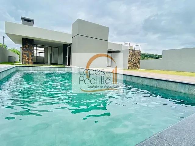 Casa com 800m² 4 quartos e 5 banheiros, à venda, no bairro Residencial Green Village em Atibaia