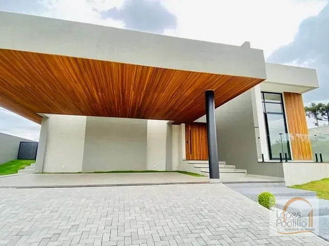 Casa com 800m² 4 quartos e 5 banheiros, à venda, no bairro Residencial Green Village em Atibaia