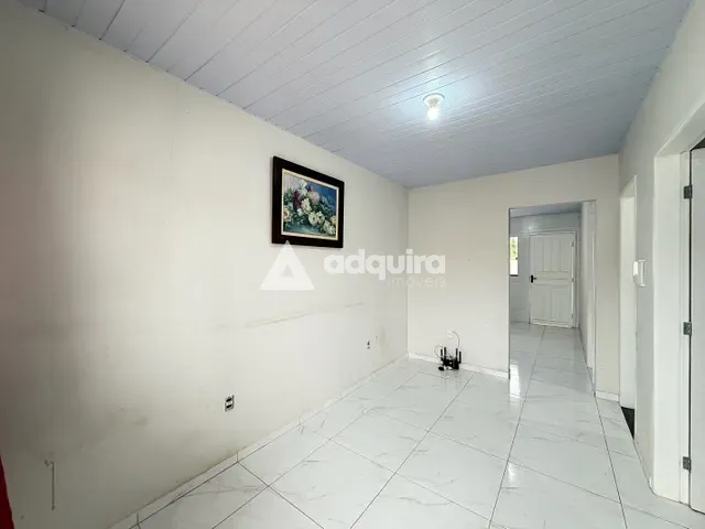 Casa 2 quartos e 1 banheiro, para alugar, no bairro Cará-cará em Ponta Grossa