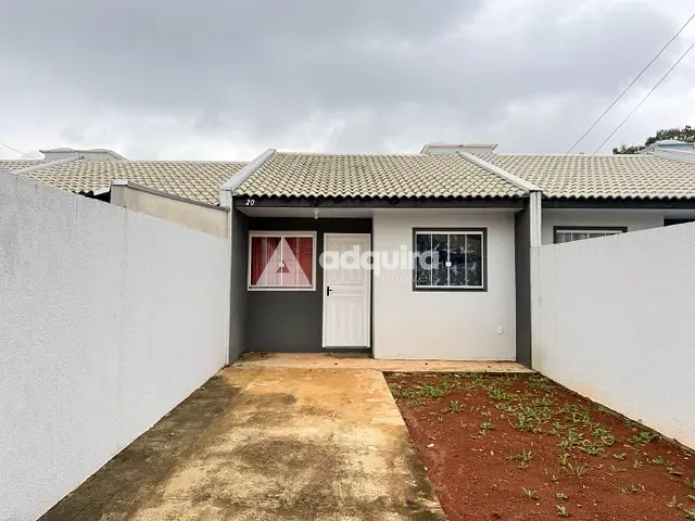 Casa 2 quartos e 1 banheiro, para alugar, no bairro Cará-cará em Ponta Grossa
