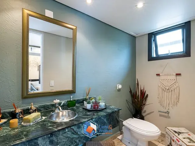Casa com 270m² 5 quartos e 5 banheiros, à venda, no bairro Vila Suzana em São Paulo