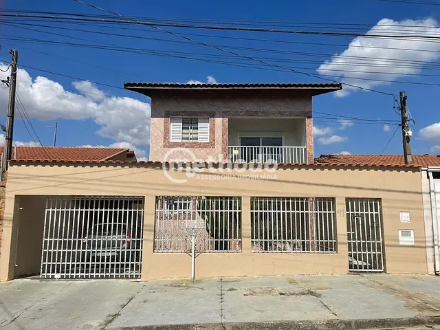 Casa com 257m² 3 quartos e 3 banheiros, à venda, no bairro Parque Santa Bárbara em Campinas