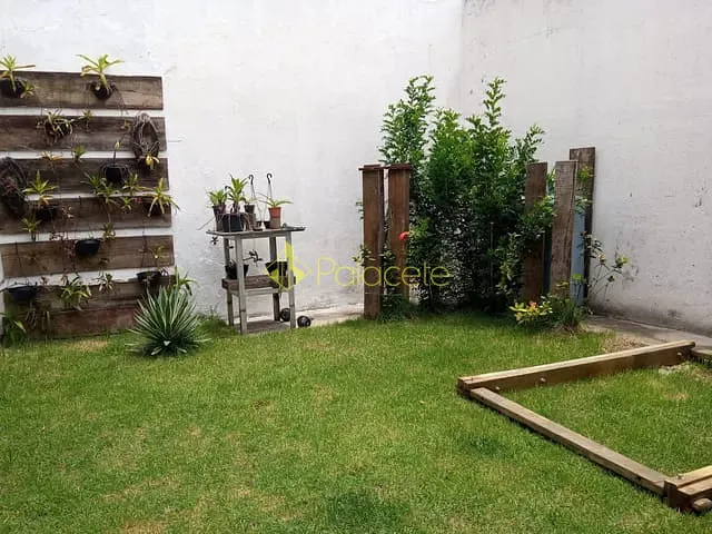 Casa com 270m² 3 quartos e 2 banheiros, à venda, no bairro Vila Santa Isabel em Taubaté