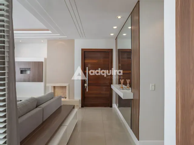 Casa 3 quartos e 4 banheiros, à venda ou para alugar, no bairro Orfãs em Ponta Grossa