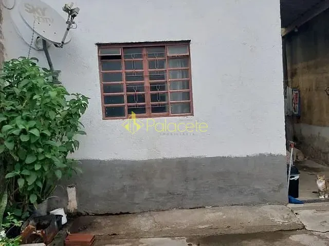 Casa com 150m² 3 quartos e 2 banheiros, à venda, no bairro Jardim Gurilândia em Taubaté
