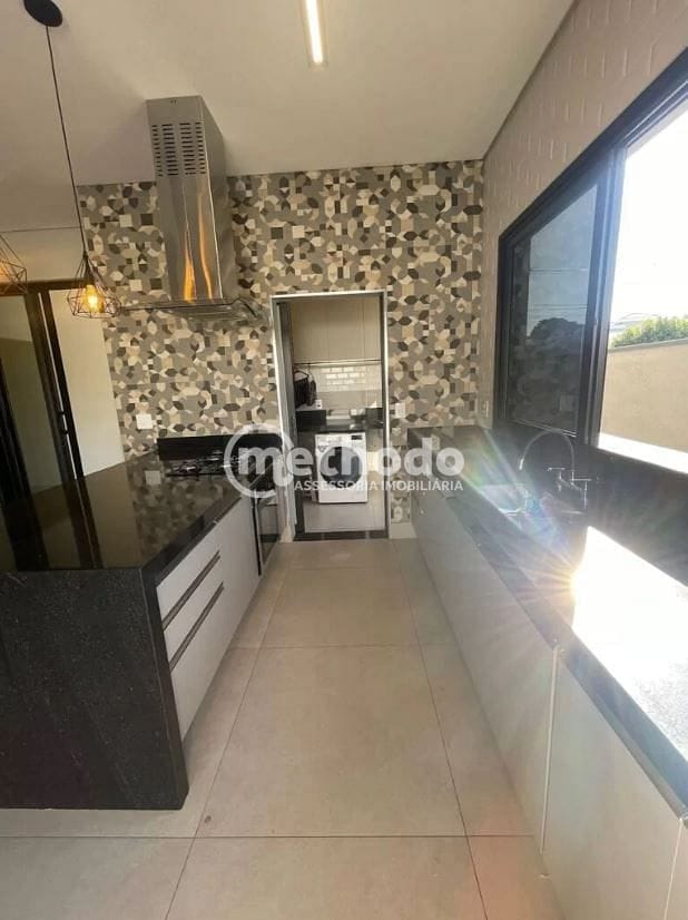 Casa, 3 quartos, 205 m² - Foto 14