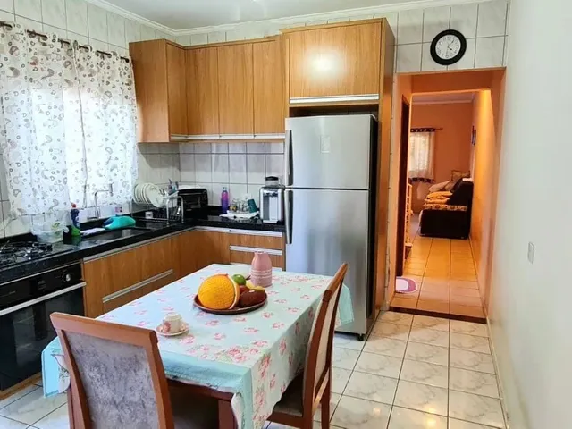Casa com 140m² 3 quartos e 2 banheiros, à venda, no bairro Jardim das Indústrias em São José Dos Campos