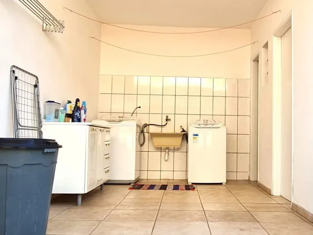 Casa com 140m² 3 quartos e 2 banheiros, à venda, no bairro Jardim das Indústrias em São José Dos Campos