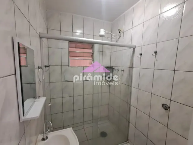 Casa com 10m² 2 quartos e 1 banheiro, à venda, no bairro Parque Indústrial em São José Dos Campos