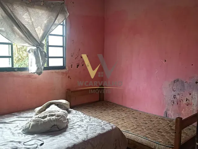 Casa com 200m² 2 quartos e 1 banheiro, à venda, no bairro Leblon em Anápolis