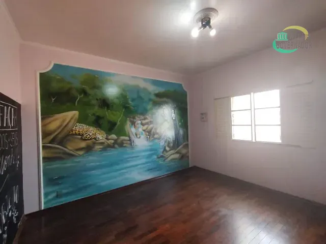 Casa com 300m² 4 quartos e 3 banheiros, à venda, no bairro Jardim Santana em Campinas