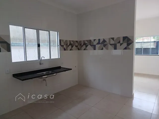 Casa com 125m² 2 quartos e 1 banheiro, à venda, no bairro Piracangaguá em Taubaté